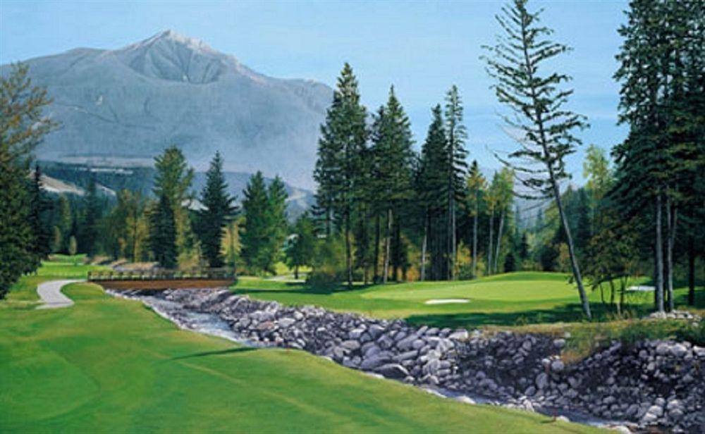 Holiday Inn Express Golden-Kicking Horse By Ihg Экстерьер фото